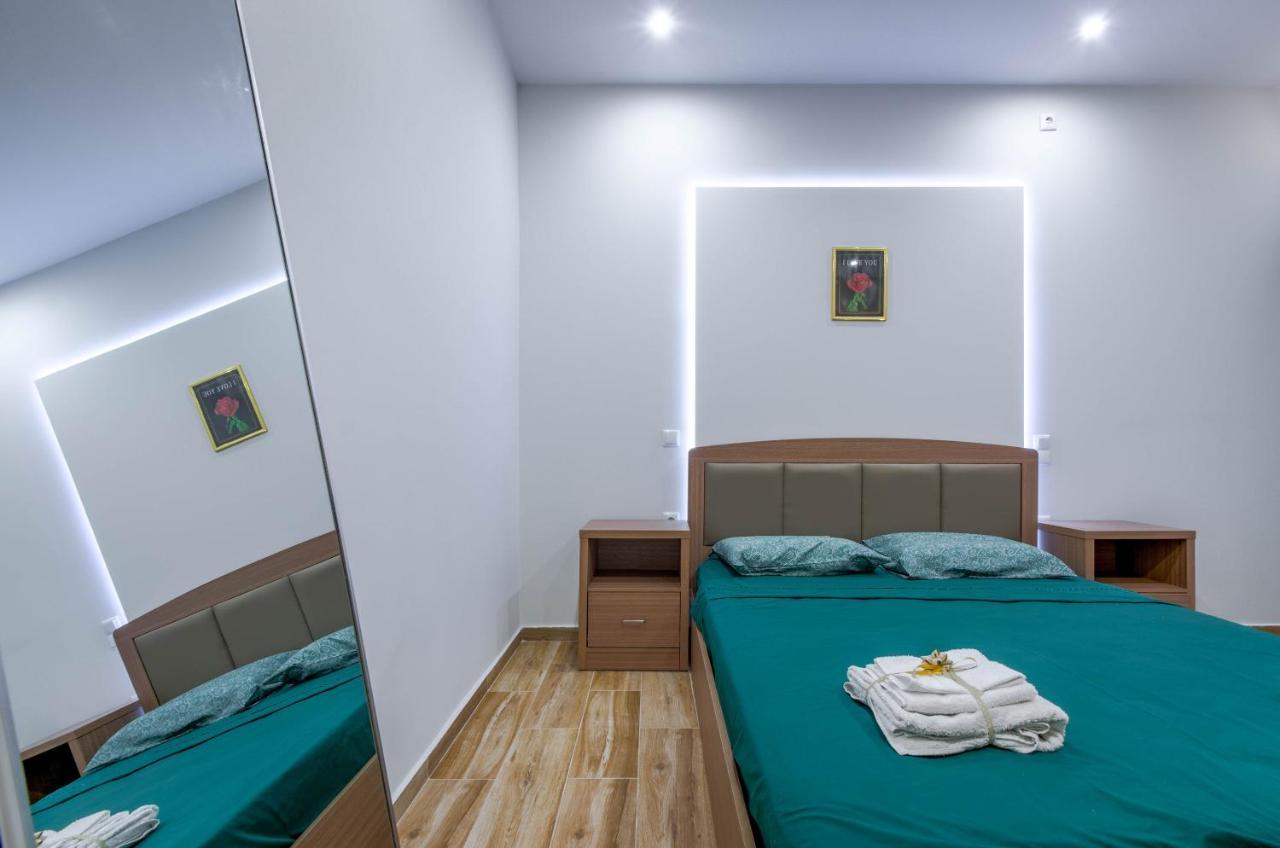 Renovated 2Bd House Close To Pireus Port Exterior foto